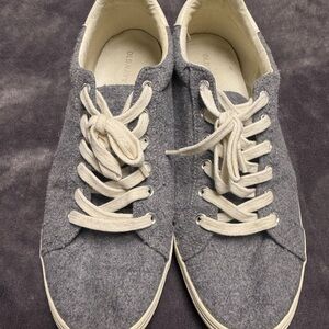Old Navy Gray Casual Sneakers with Classic Design